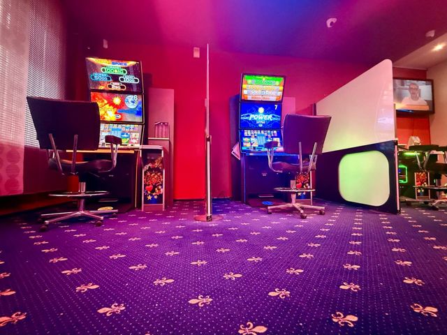 Spielhalle – Bild 1